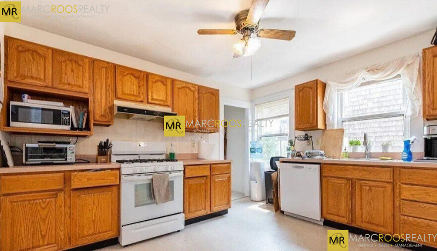 42 Clarendon Ave, Teele Square