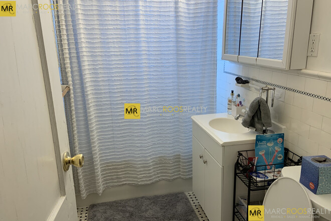 40 Kirkwood Rd, Brighton