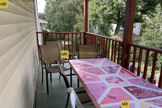 40 Kirkwood Rd, Brighton