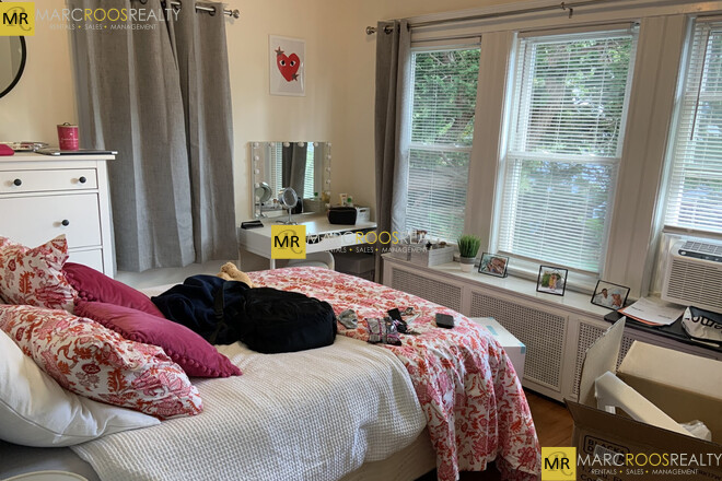 40 Kirkwood Rd, Brighton