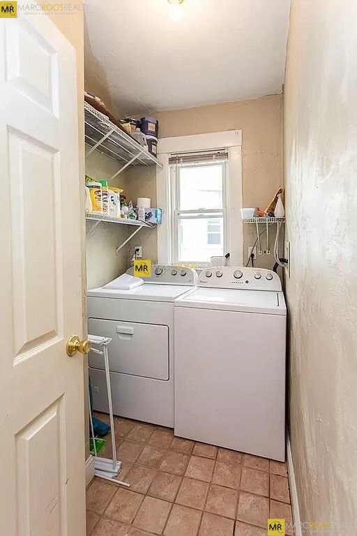 48 Sunset Rd, West Somerville