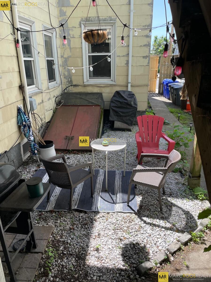 337 Dorchester St, South Boston