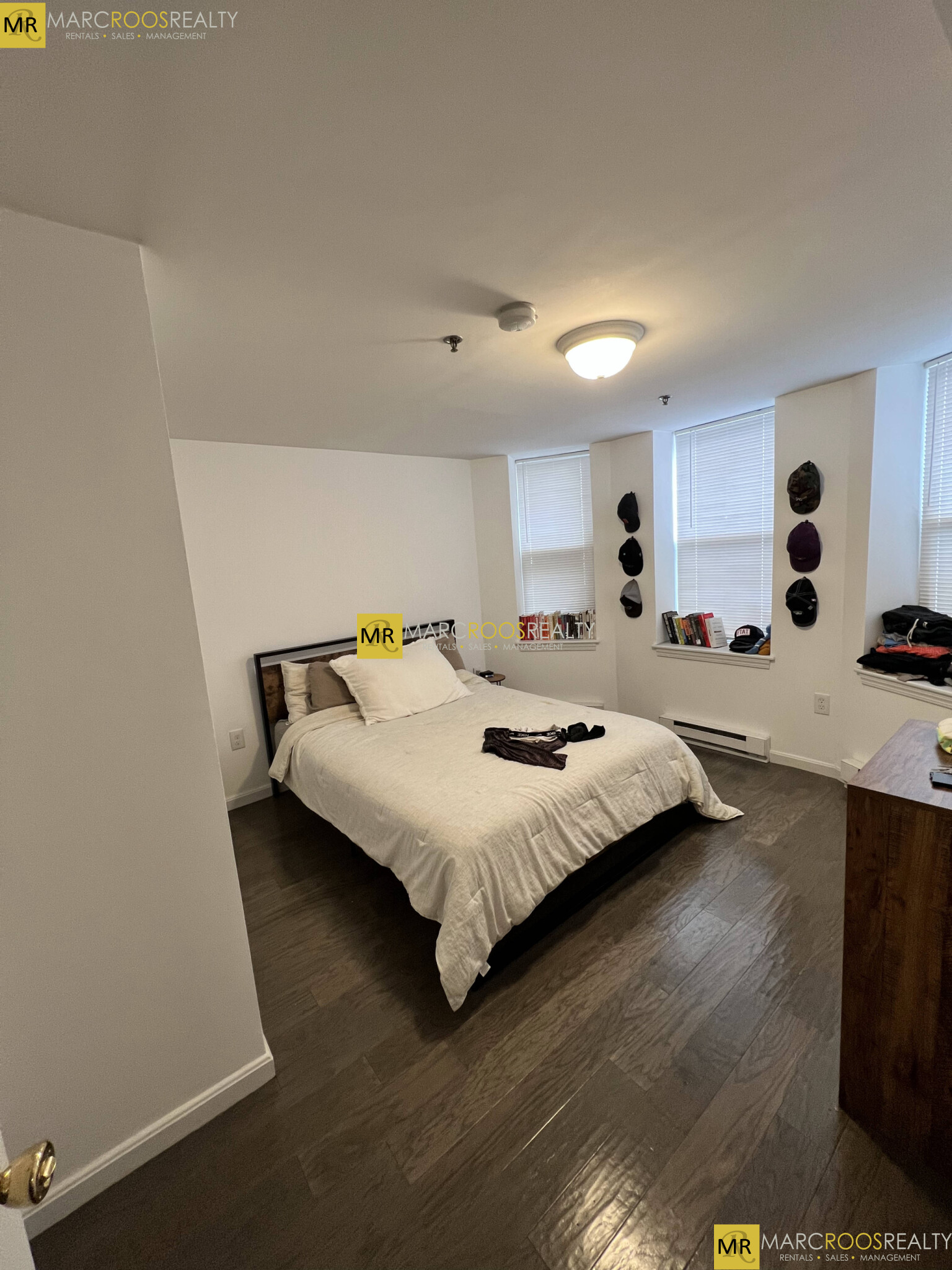 111 Park Dr, Fenway