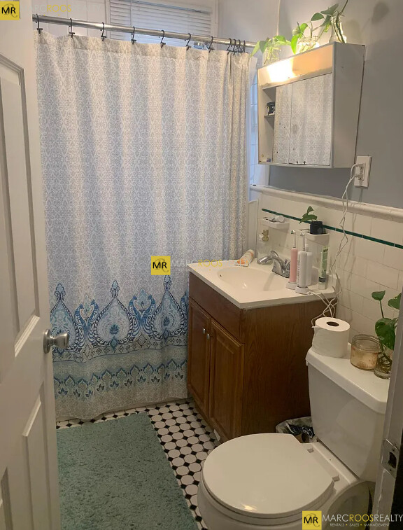 75 Lyman Ave, Tufts University