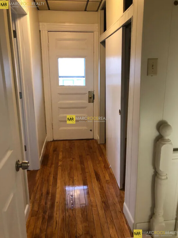 77 Lyman Ave, Tufts University