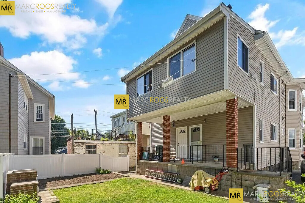 40 George St, Tufts University