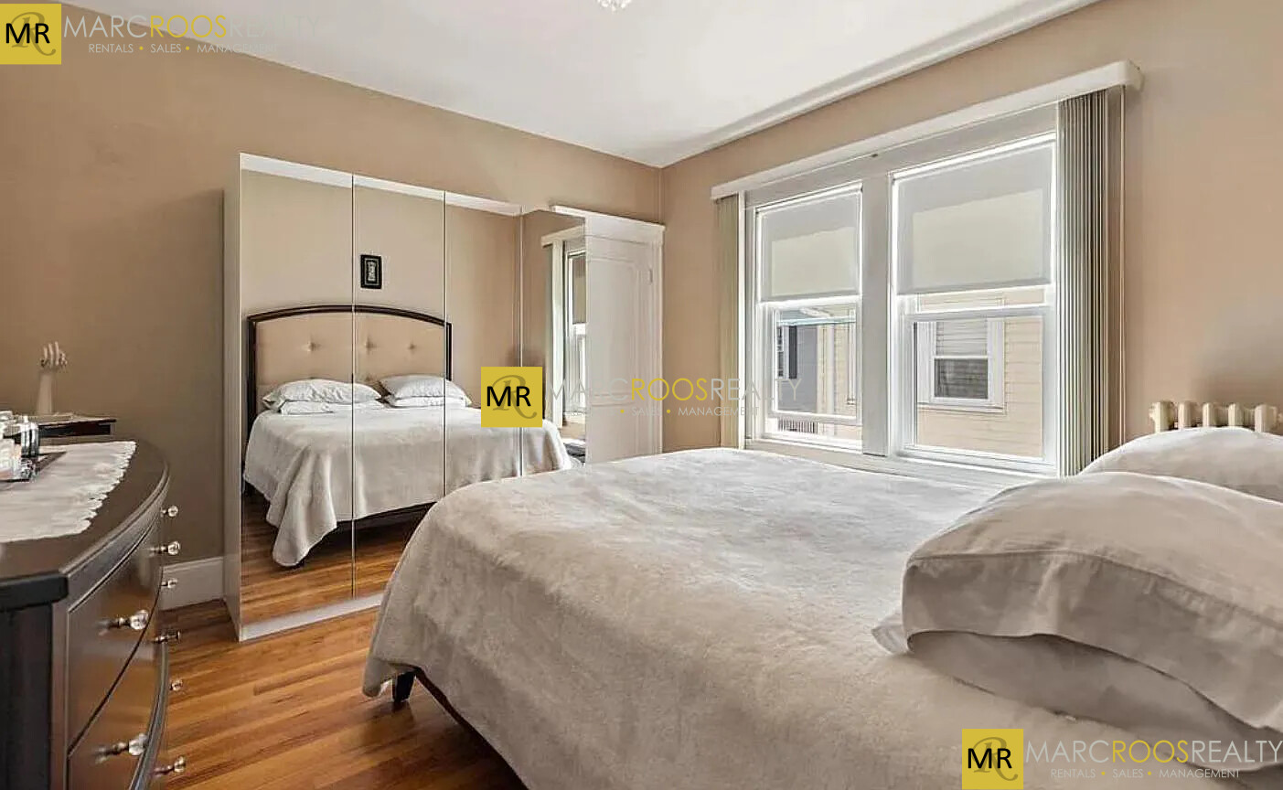 40 George St, Tufts University