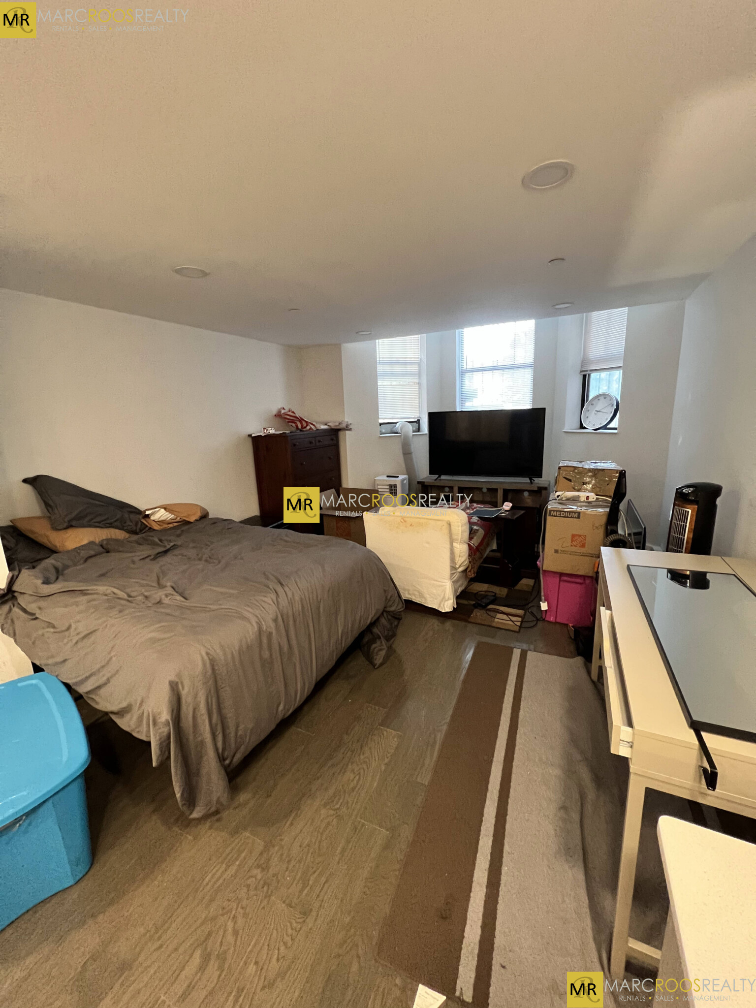 98 Queensberry St, Fenway