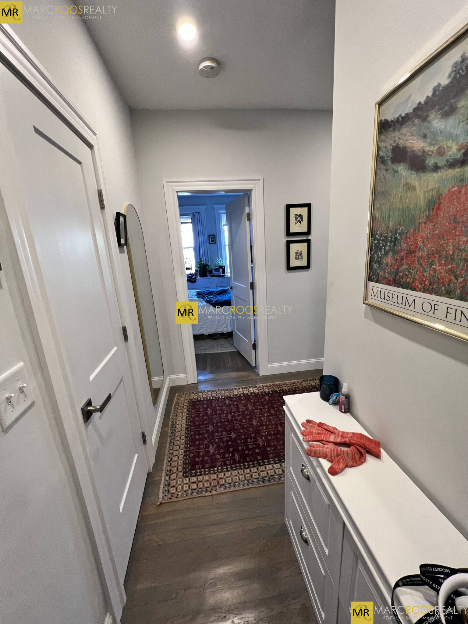 102 Queensberry St, Fenway