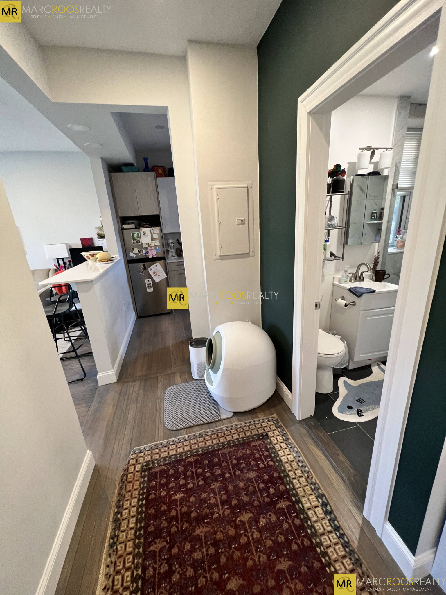 102 Queensberry St, Fenway