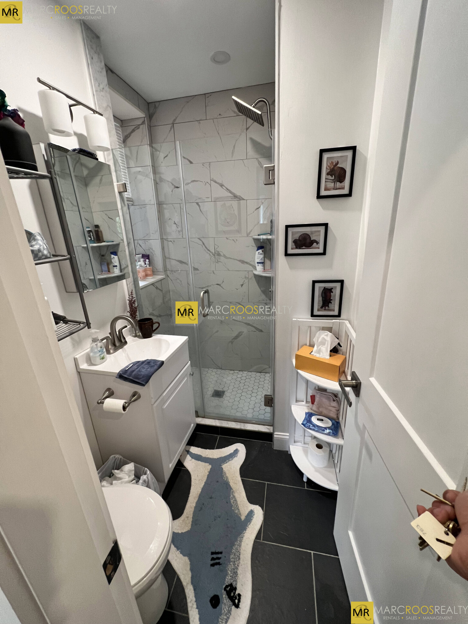 102 Queensberry St, Fenway