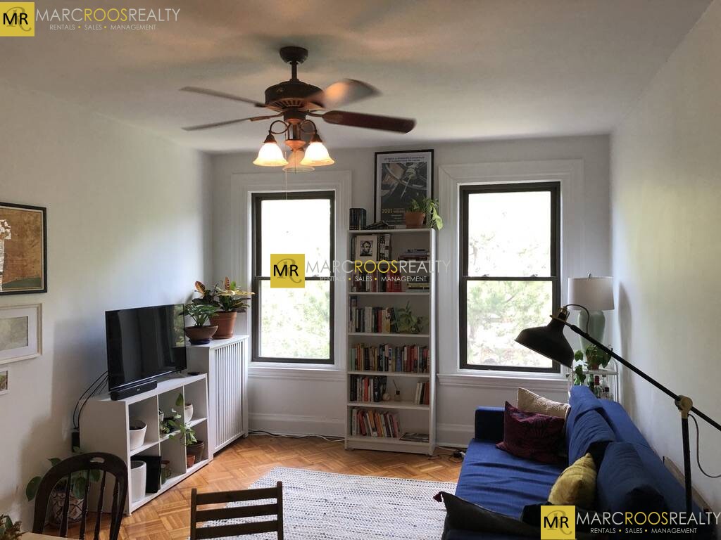 1056 Beacon St, Brookline