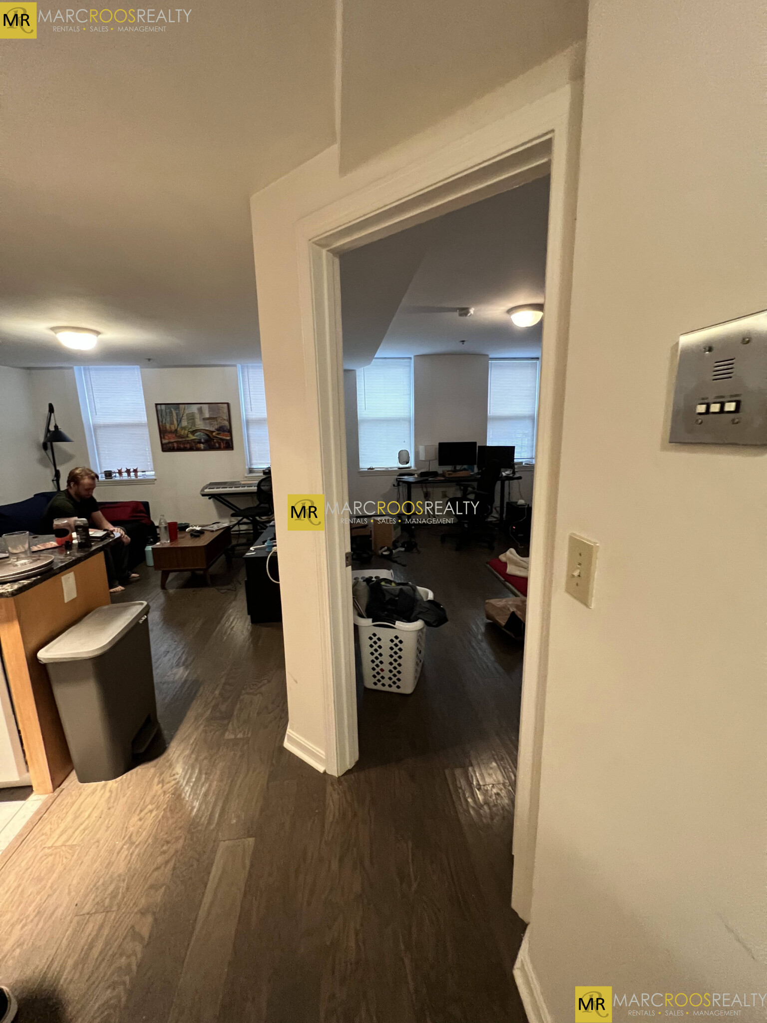 19 Queensberry St, Fenway