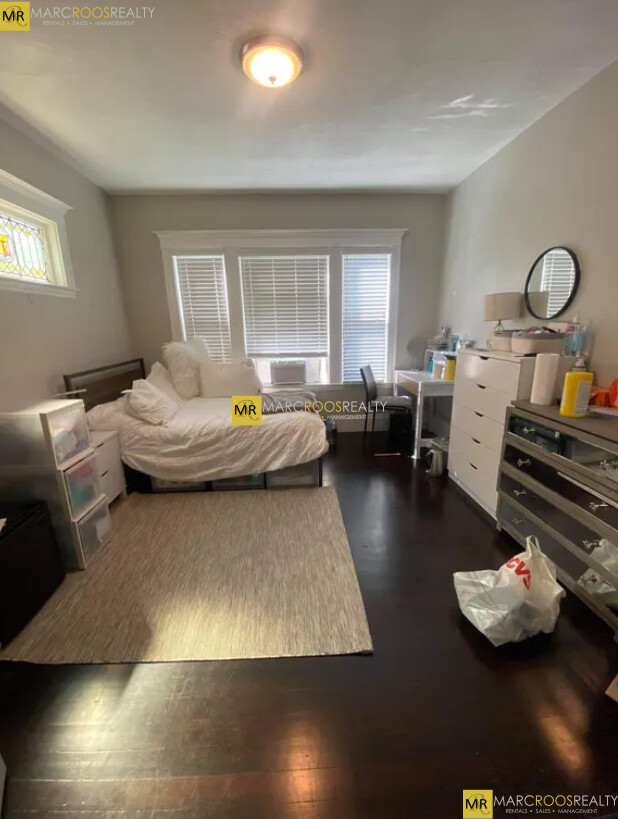 69 Bromfield Rd, Somerville