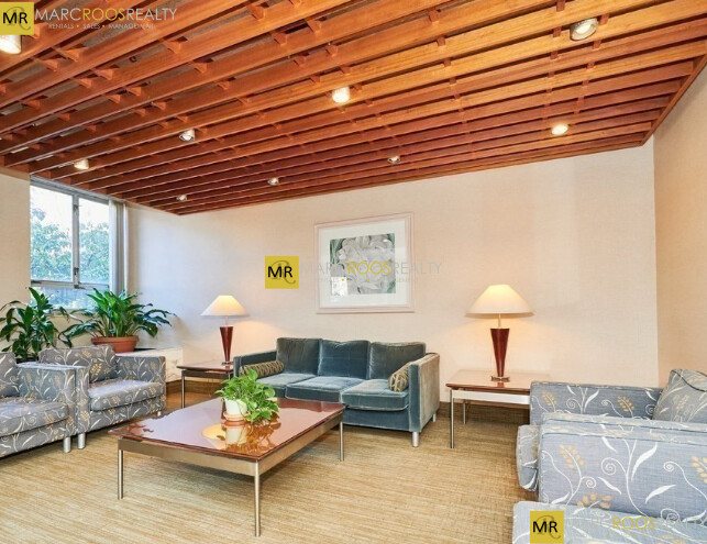 45 Longwood Ave, Coolidge Corner