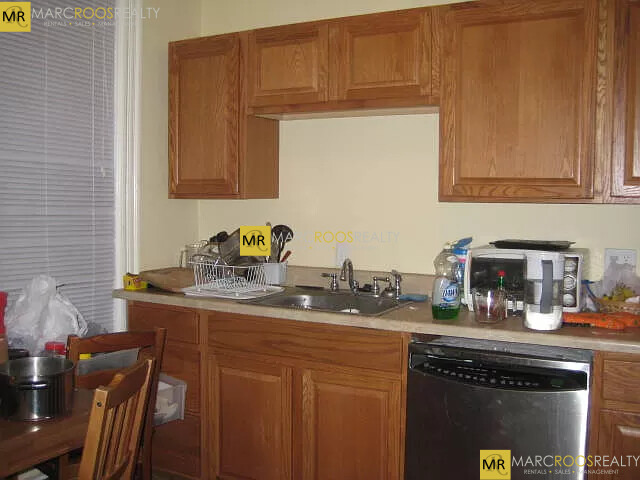 36 Cherokee St, Mission Hill