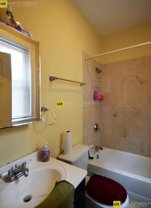 36 Cherokee St, Mission Hill