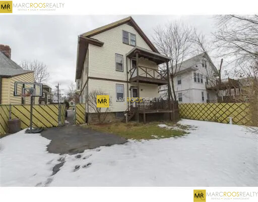 59 Quincy St, Medford