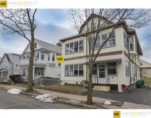 59 Quincy St, Medford