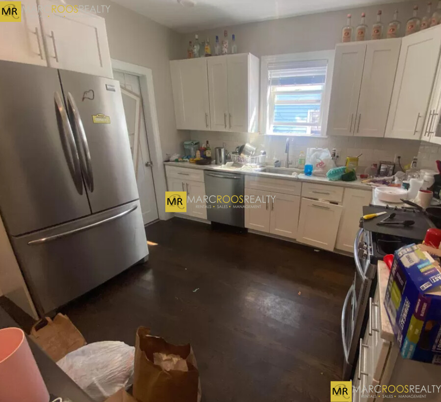 69 Bromfield Rd, Tufts