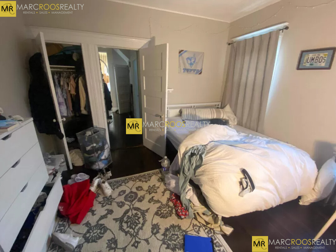 69 Bromfield Rd, Tufts