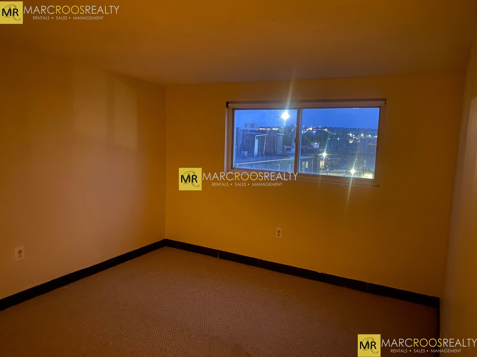 385 Dorchester St, South Boston