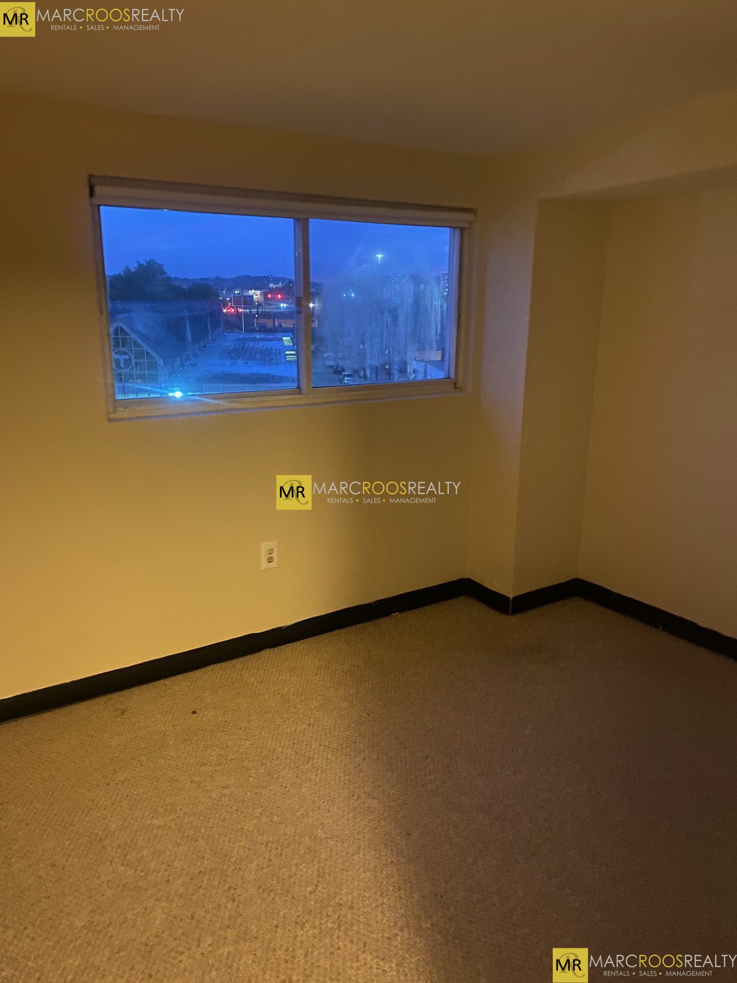 385 Dorchester St, South Boston