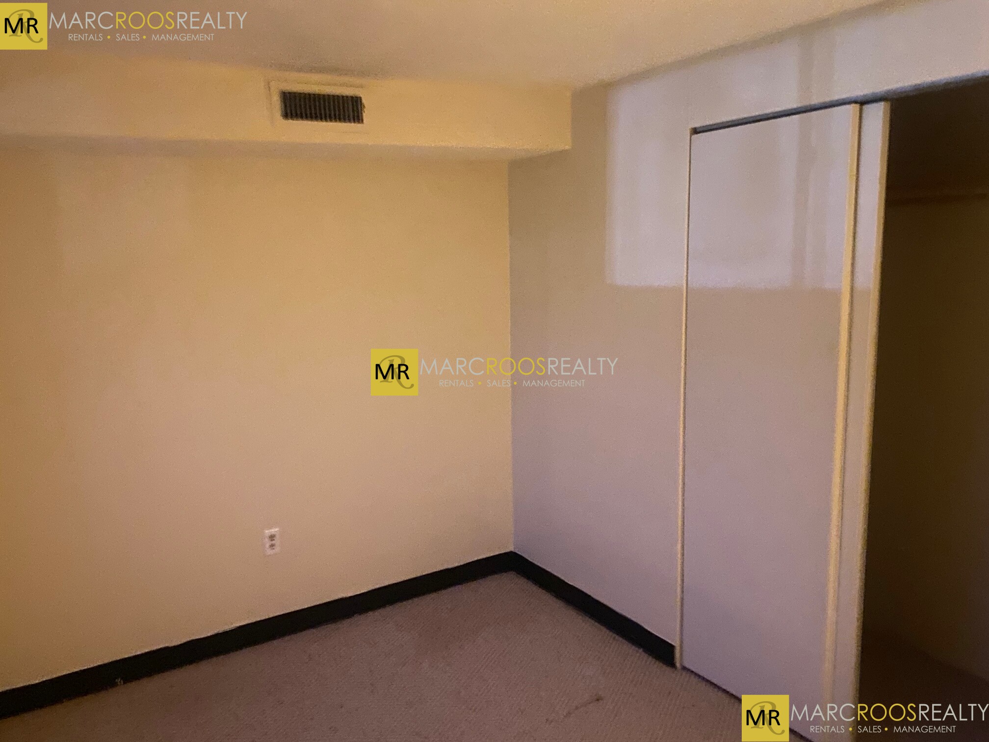 385 Dorchester St, South Boston