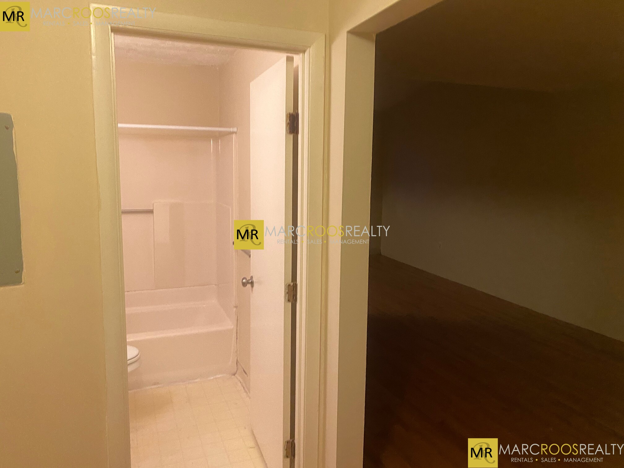 385 Dorchester St, South Boston