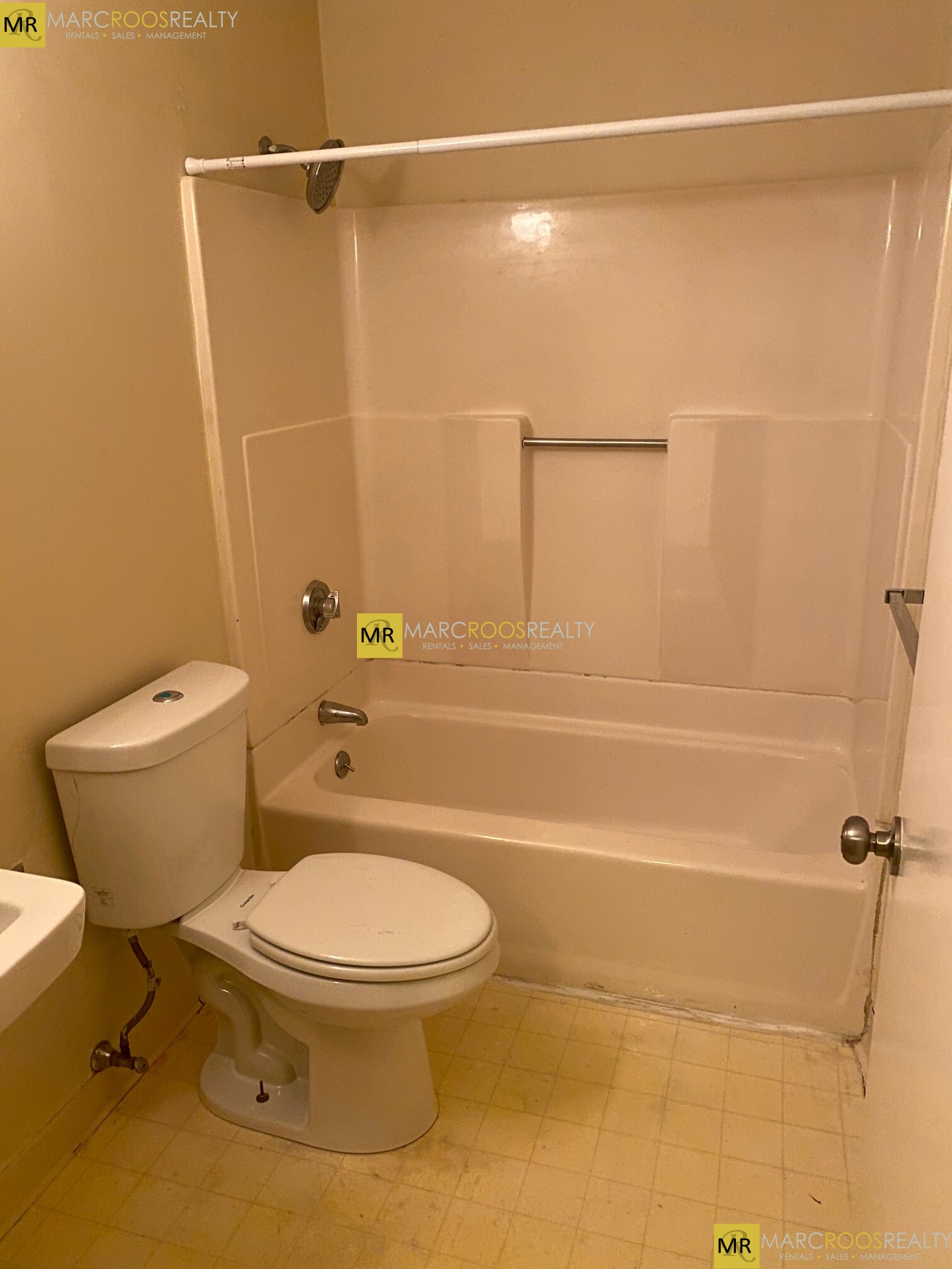 385 Dorchester St, South Boston