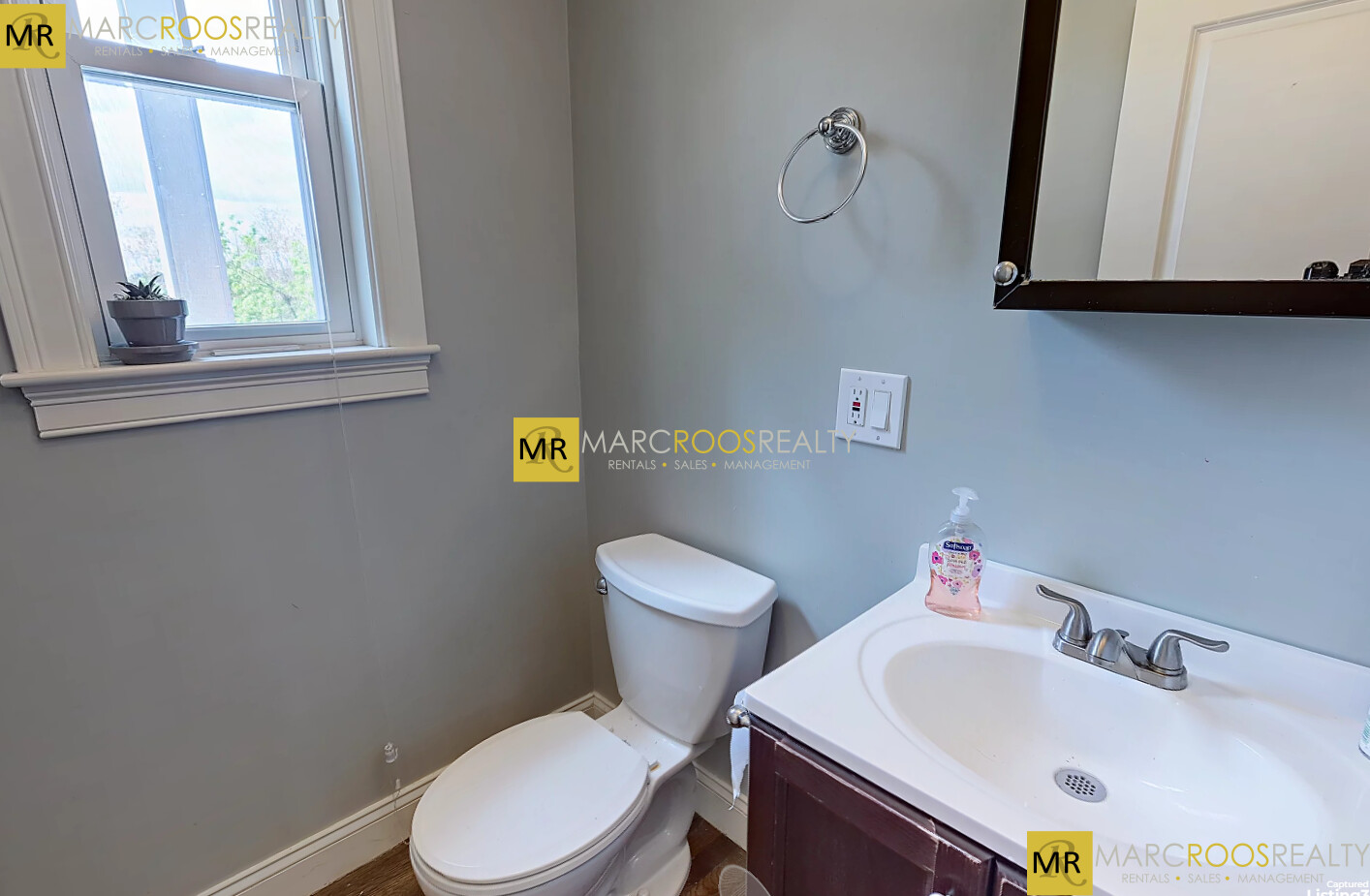 Photo 5 of 47 Beech Glenn Unit 1