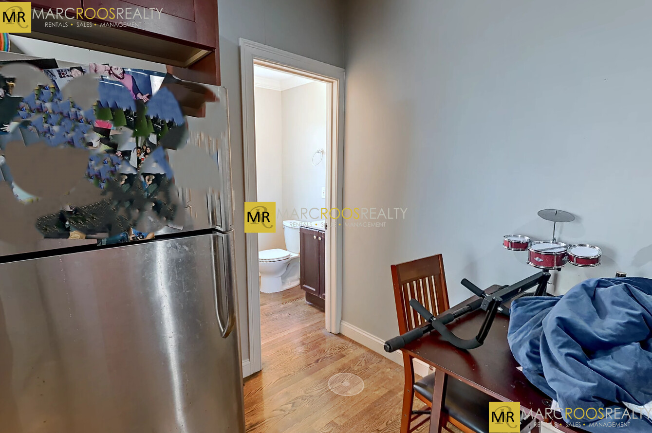 Photo 2 of 47 Beech Glenn Unit 1