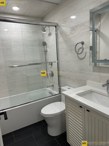 Photo 5 of Newbury St. Unit 1