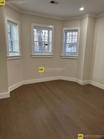 Photo 3 of Newbury St. Unit 1