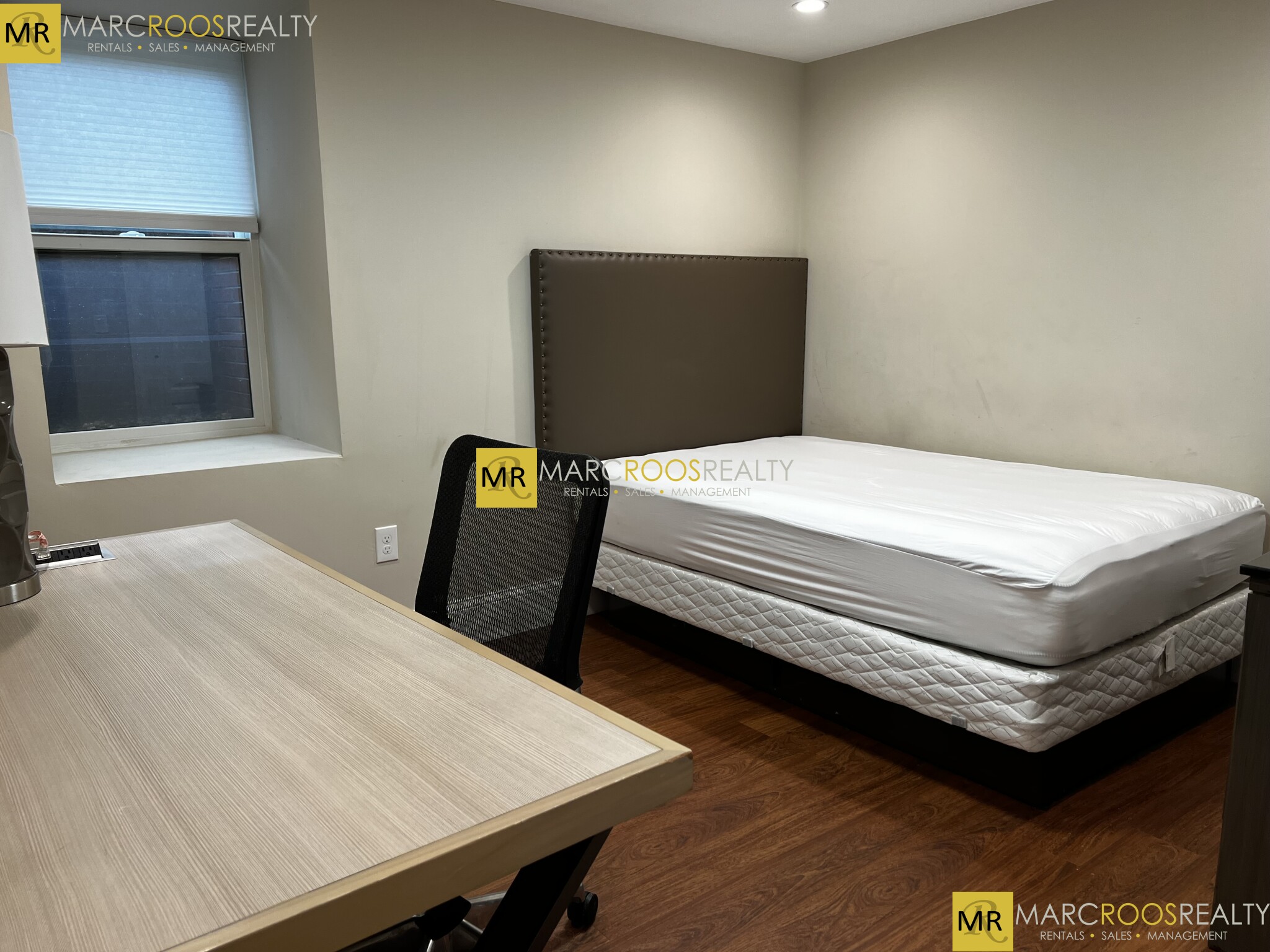 Photo 6 of Commonwealth Ave. Unit 1