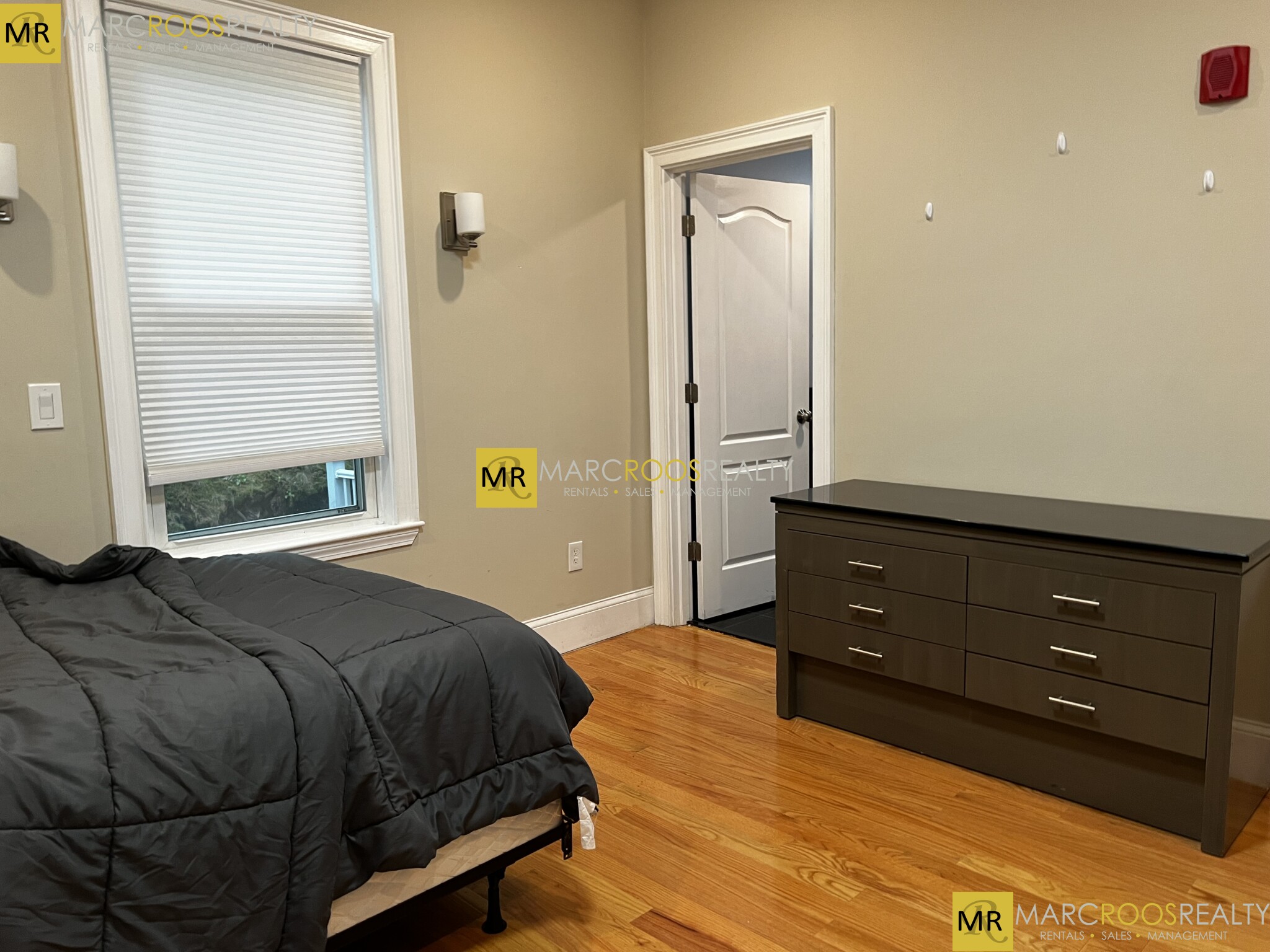 Photo 45 of Commonwealth Ave. Unit 1