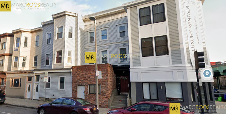 137 Chelsea St, East Boston