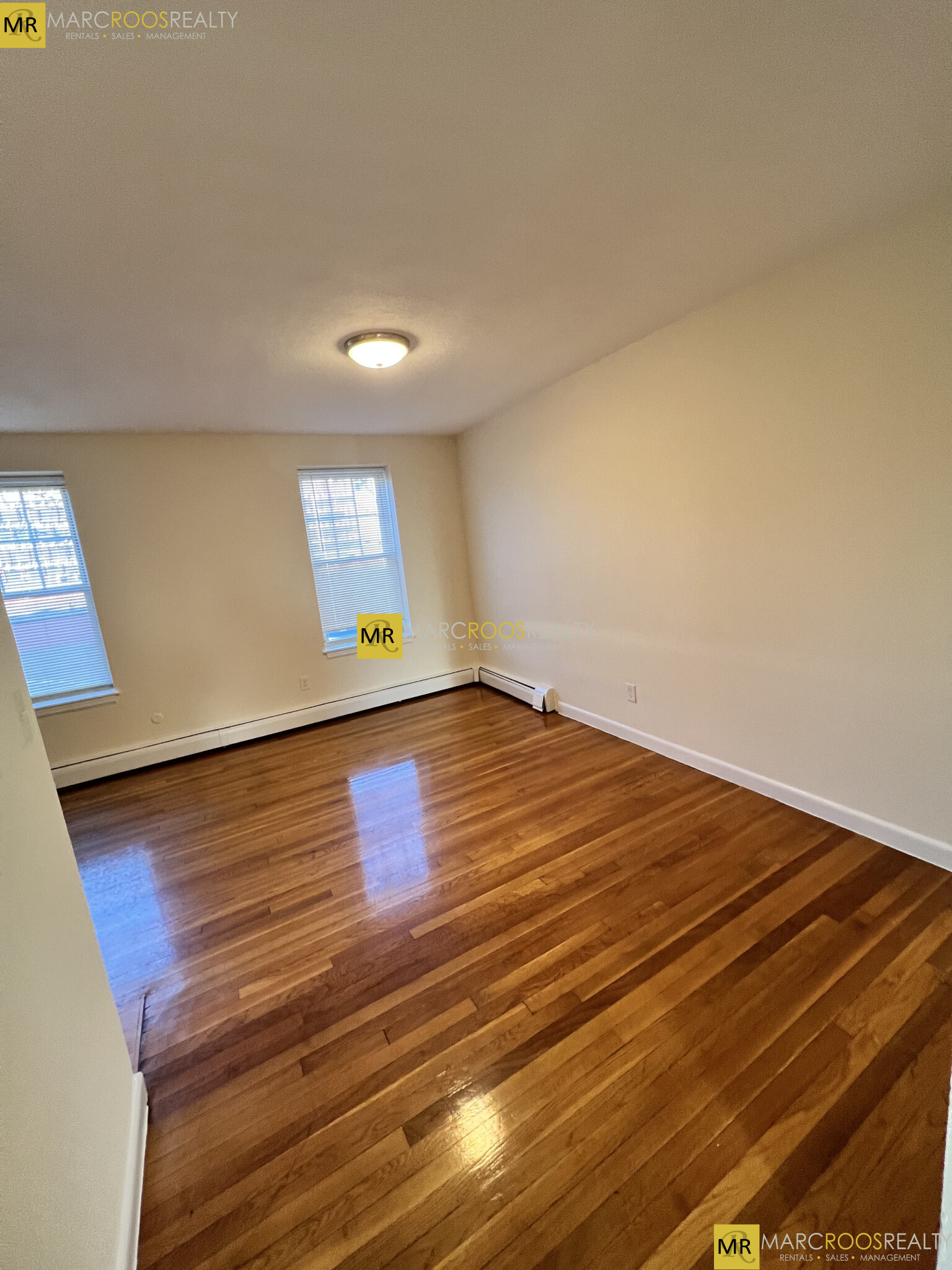 168 North Beacon St, Oak Square