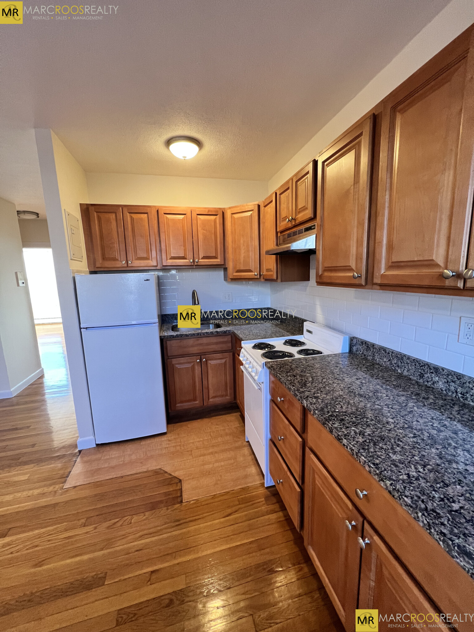 168 North Beacon St, Oak Square