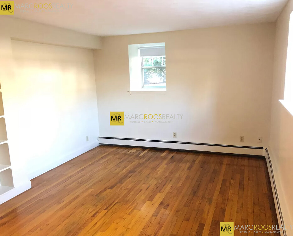 182 Church St, Newton Corner