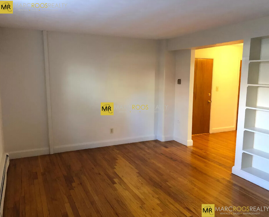 182 Church St, Newton Corner