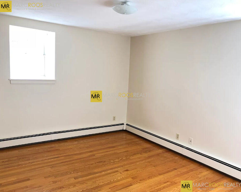 182 Church St, Newton Corner