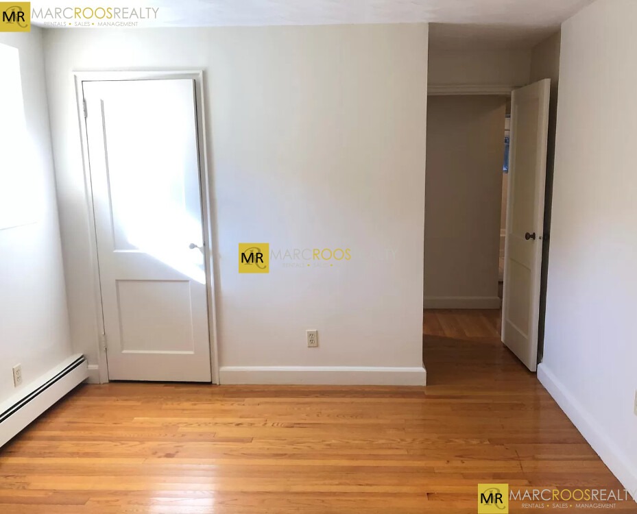 182 Church St, Newton Corner