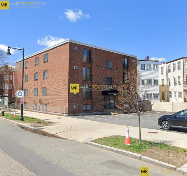 Photo 19 of Bennington St. Unit 5