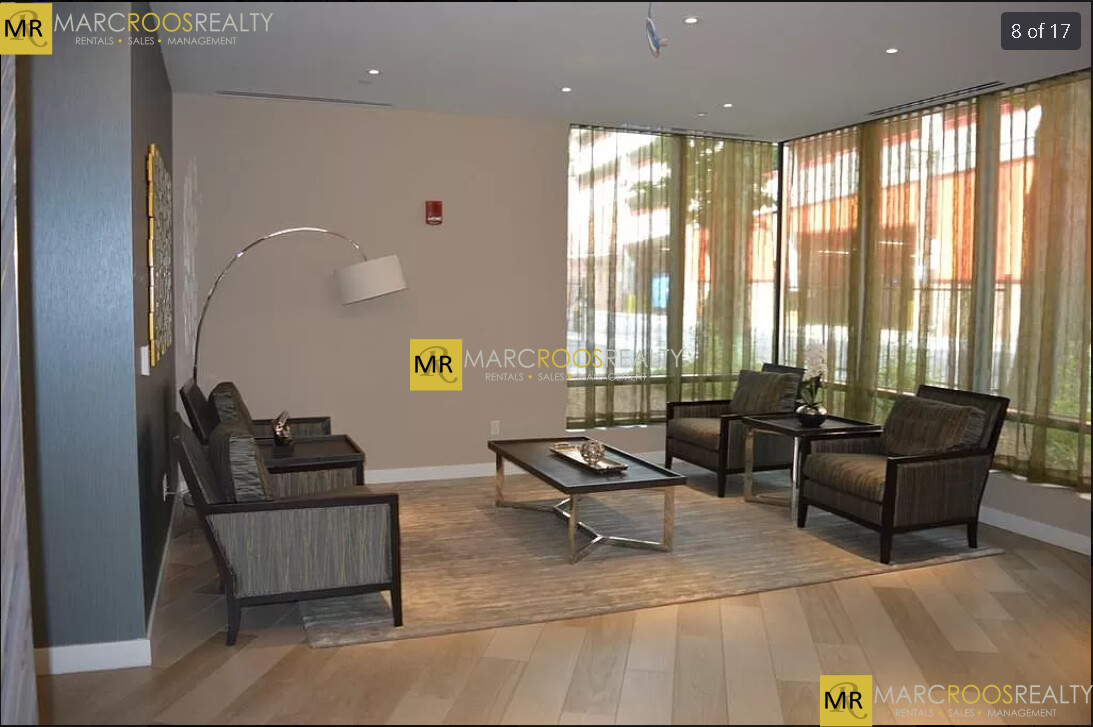 80 Fenwood Rd, Longwood