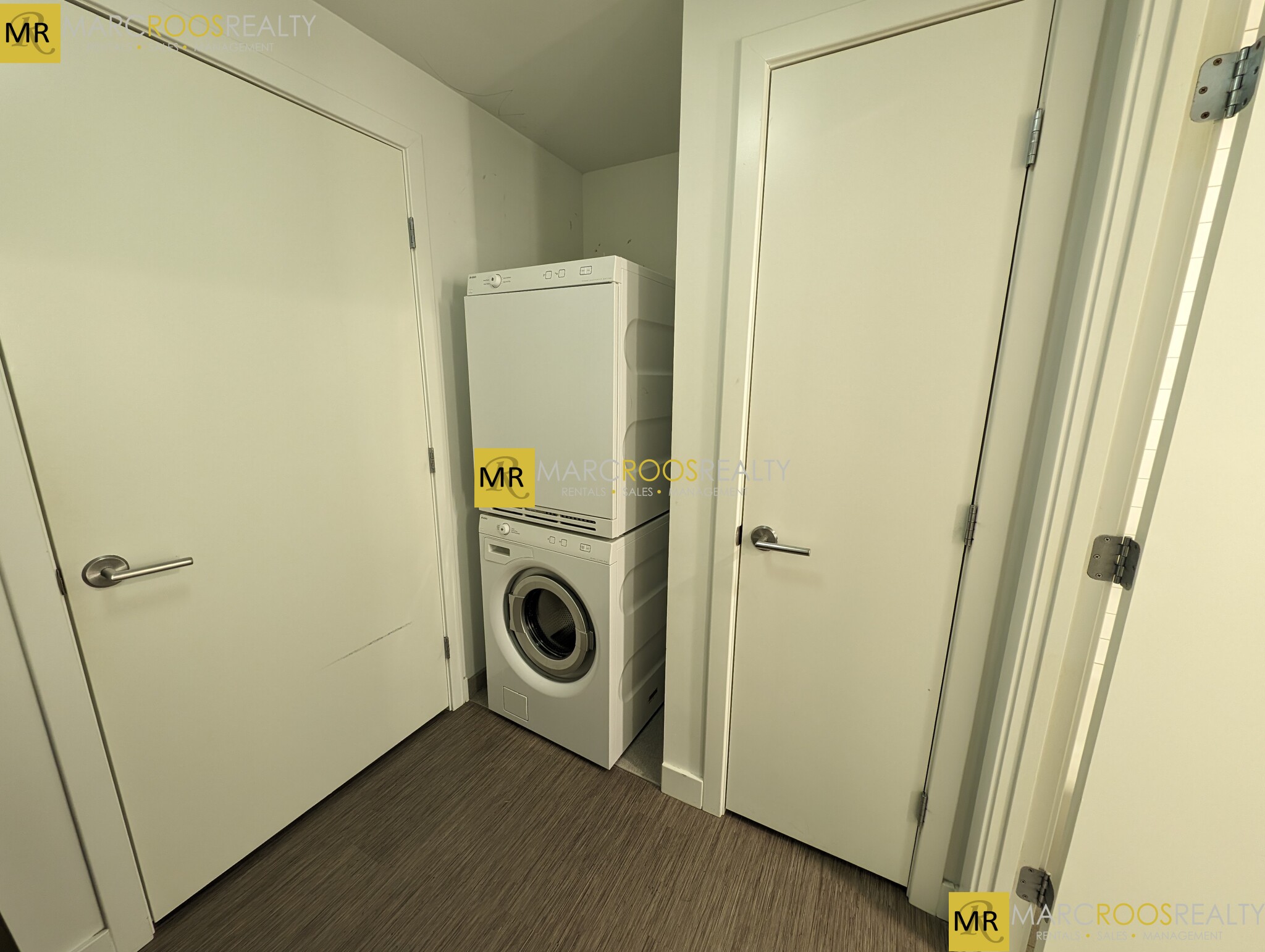 80 Fenwood Rd, Longwood