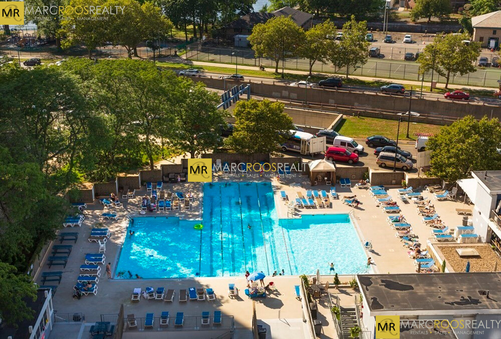 6 Whittier Pl, West End