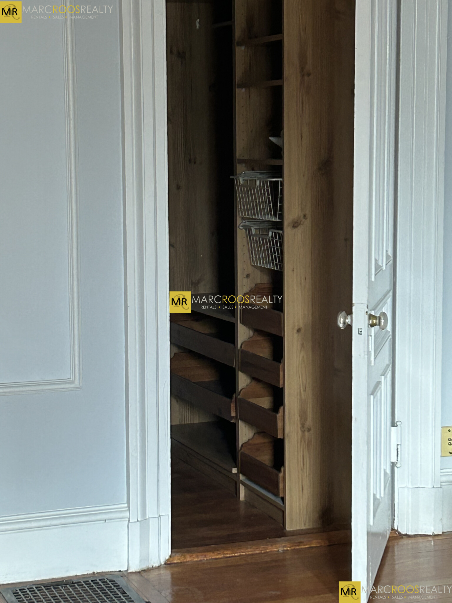 406 Beacon St, Back Bay