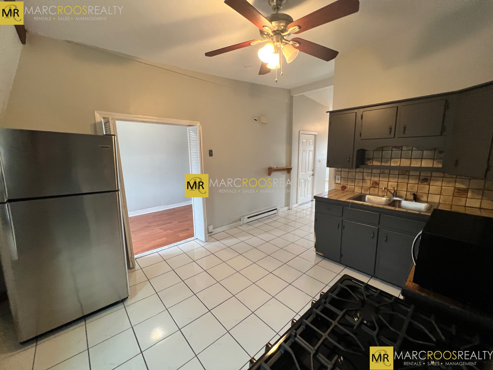 62 Chelsea St, East Boston