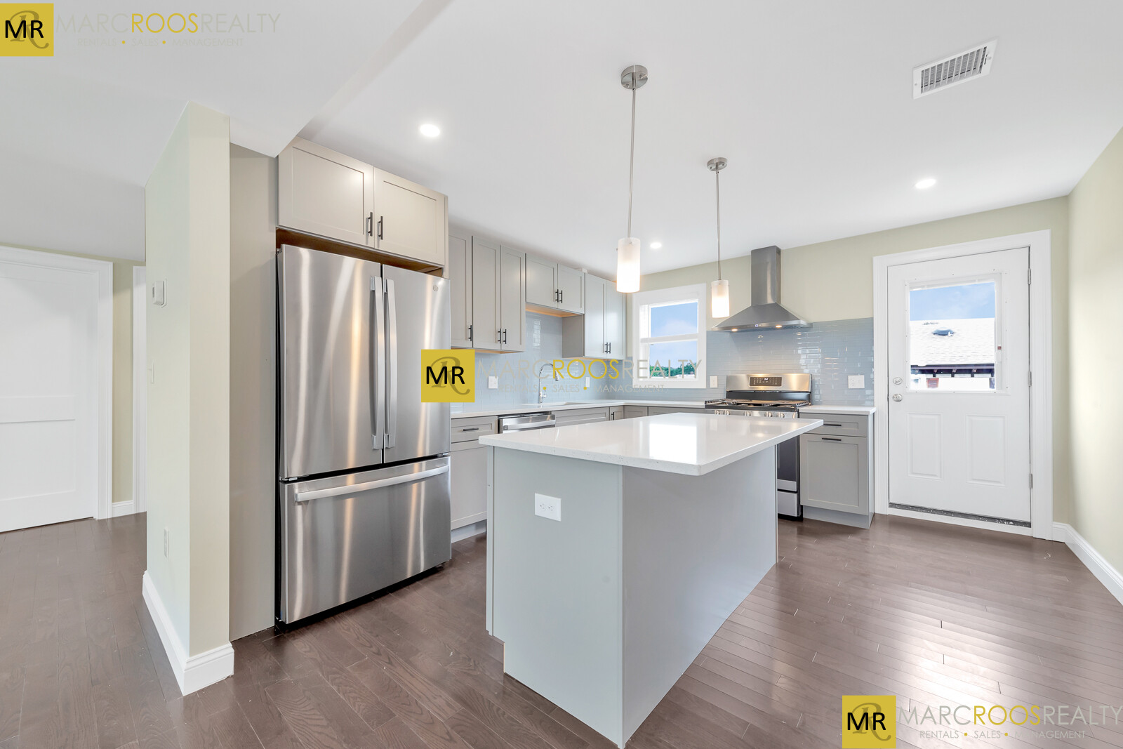 73 Lexington St, Waltham